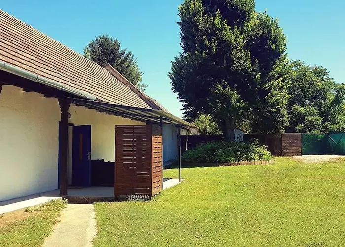 Hars Meg Az Alja Case de vacanță