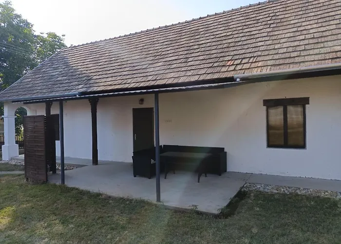 Hars Meg Az Alja Case de vacanță