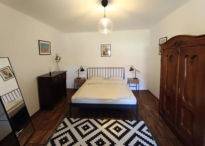 Case de vacanță Hars Meg Az Alja Balatonszarszo